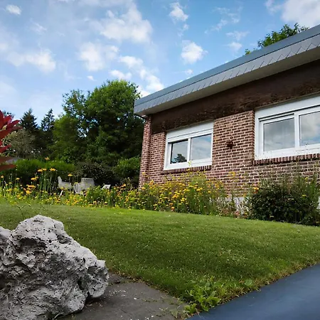 Semesterbostad Maison Guillaume 5mn De Rouen Centre, Jardin Parking Privee - Linge & Menage Inclus *